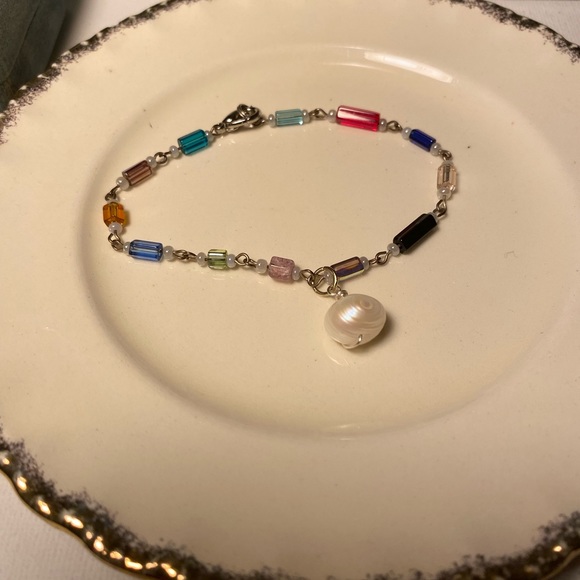 ๐ Vintage Watercolour glass crystals, silver plated wire, FWCP charm bracelet - Picture 2 of 4